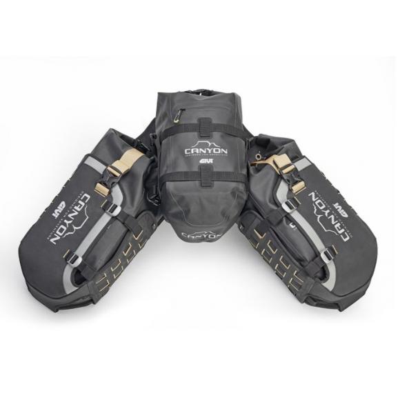 Motorcycle Saddlebags GIVI Waterproof and Resistant with Universal Fastening for Motorcycles