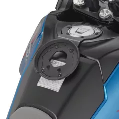 Adaptador Givi CFMOTO 800MT‑X (2025‑) para bolsas Tanklock 