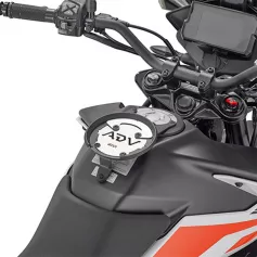 Kit Adaptador Metálico para Bolsas Sobredepósito Tanklock de Givi para KTM 390 ADV (20) / 790 ADV / R (19-20) / 890 ADV (21)