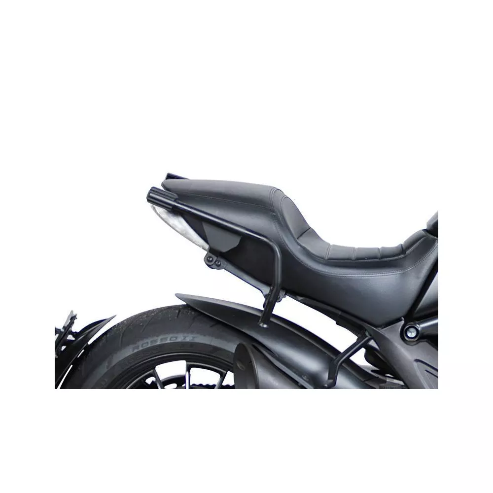 Shad 3P System mount for Ducati Diavel 1200 Tienda MotoCenter