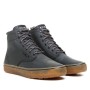 Botas Dartwood WP: Estilo urbano y rendimiento para moteros exigentes.