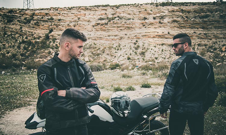 mantequilla segunda mano Reparación posible Cuál es la mejor chaqueta de moto de verano?: La comparativa definitiva -  Tienda MotoCenter Blog