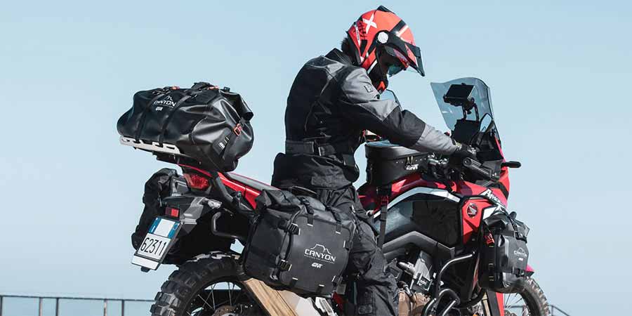 Bolsa impermeable moto Canyon Givi